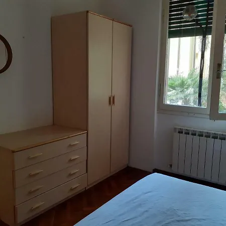 Condominio Smeraldo 아파트 오스페달레티