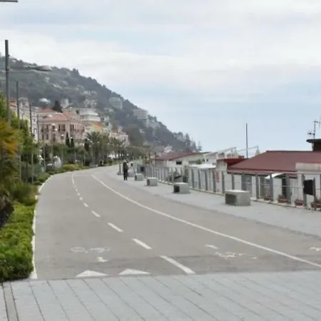 Condominio Smeraldo * 오스페달레티